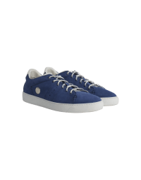 BYE-BYE: Classic sneakers in navy suede with white details