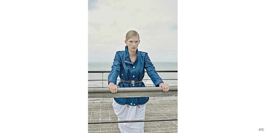 Robe Marine HIGH USE By Clair Campbell - Taille M, 100% Laine, Style Tulipe, Manches Longues, Neuve Avec étiquettes